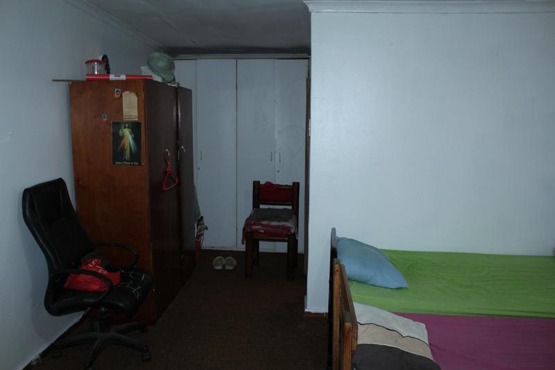 5 Bedroom Property for Sale in Churchill Estate Western Cape